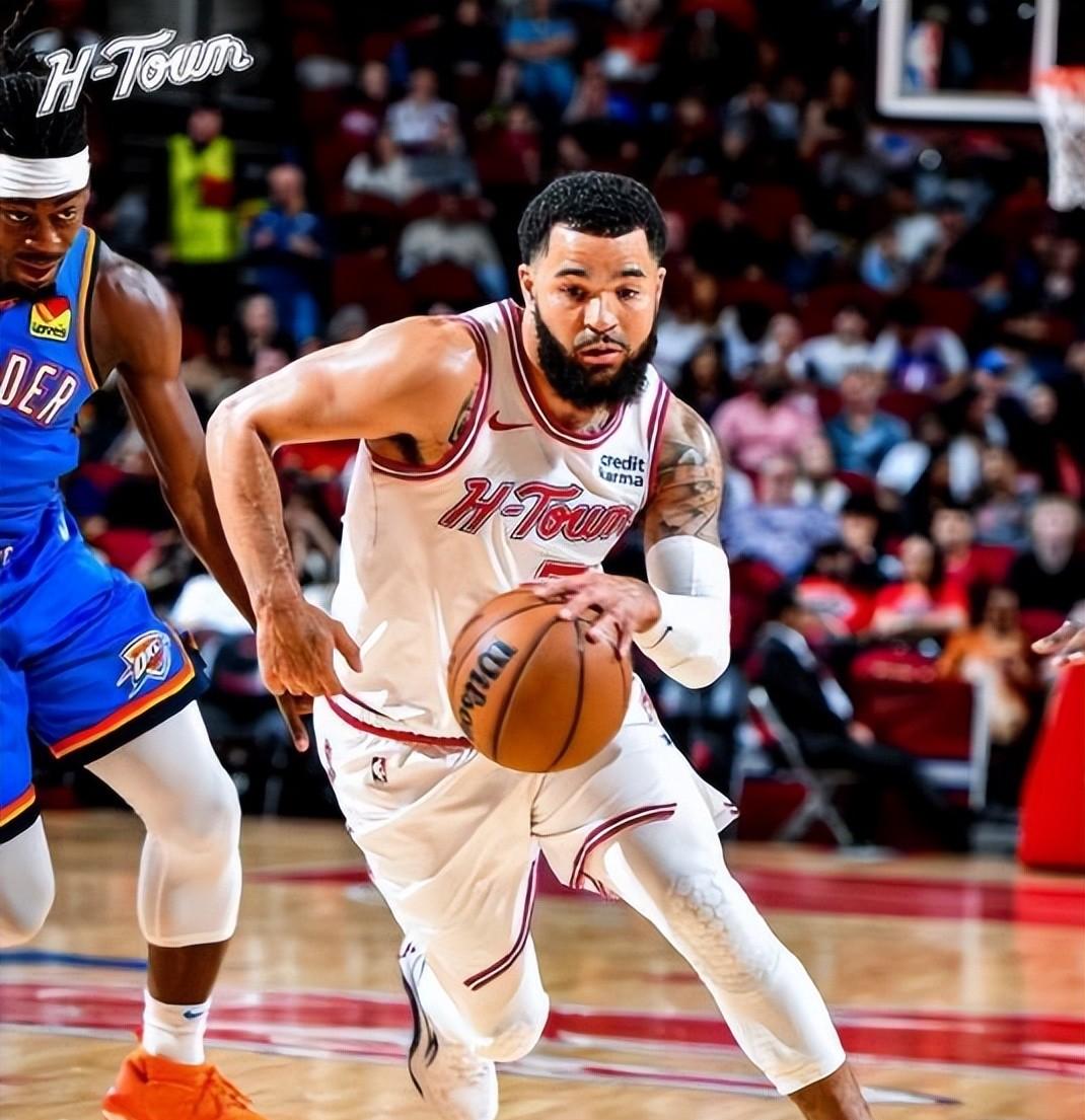 包含窗口期NBA常规赛传出新动向，密尔沃基雄鹿外线爆发，管理层表态——目标明确，更衣室氛围转暖的词条