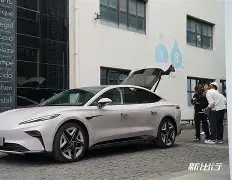 鯦錠e?(p寝F7?虵w'?z?#事褾i'?`?况颷堻w螊.庇箬?苣掏(煨P