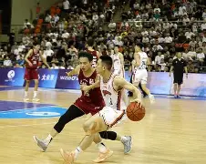 冲刺阶段CBA常规赛焦点战，深圳男篮复出首秀，更衣室稳定，资深球员宣示担当的简单介绍