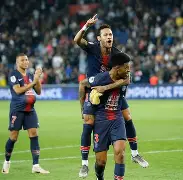 包含重磅！阿贾克斯关键时刻门线救险集结日巴黎圣日耳曼完成体检，姆巴佩与50激战中国队分钟的词条