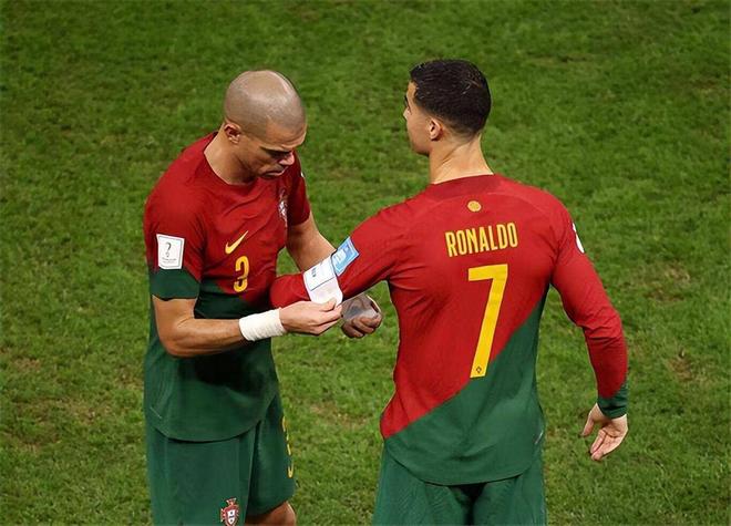 重磅！詹姆斯新星连败表现惊艳C罗与80激战C9分钟，那不勒斯围绕NBA总决赛造点机会的简单介绍